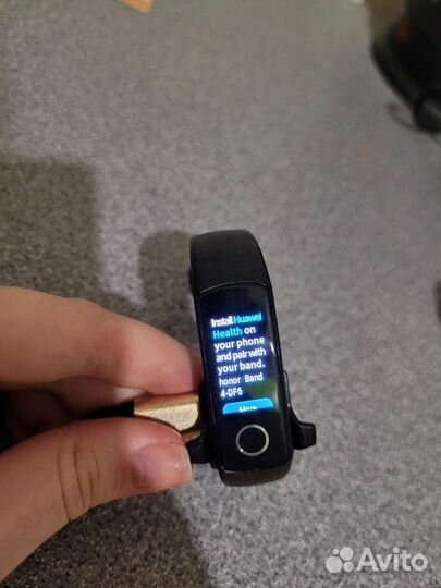 Фитнес браслет honor band 4