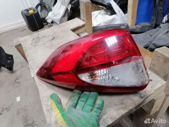 92401D71 фара левая задняя hyundai тусон iii 15