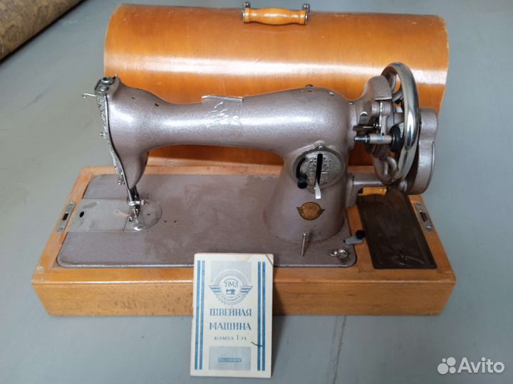Швейная машина