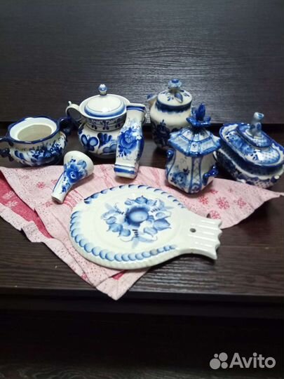 Фарфоровая посуда Гжель