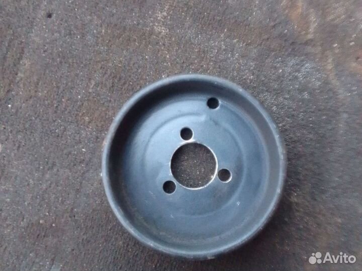 Шкив помпы volkswagen transporter T4
