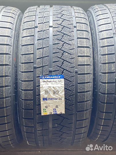 Triangle PL02 255/35 R20 97W