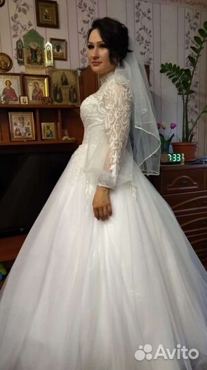 Свадебное платье