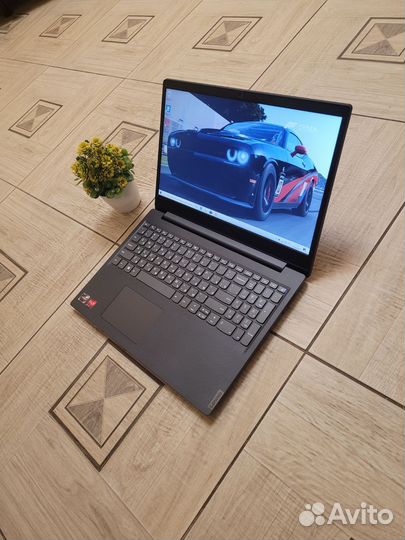 2022. Мощный Ryzen 3-3250. 12GB/256SSD/15,6