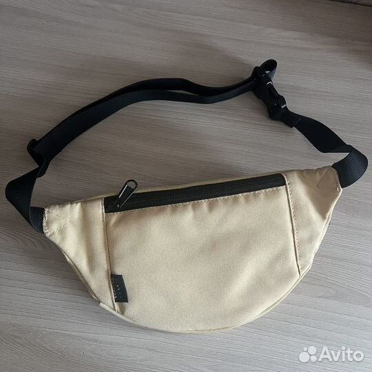 Поясная сумка carhartt