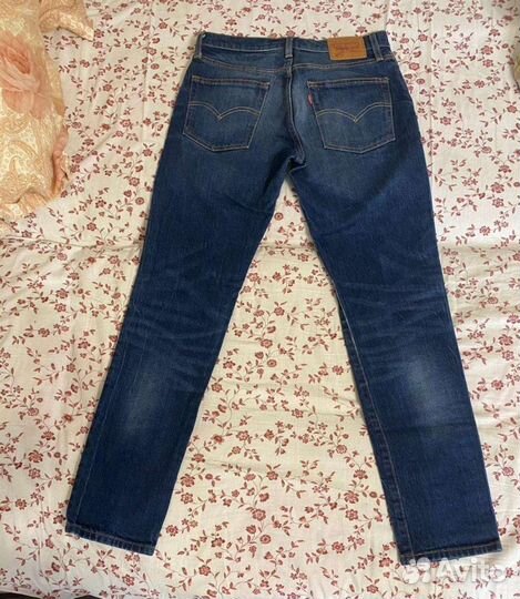 Джинсы