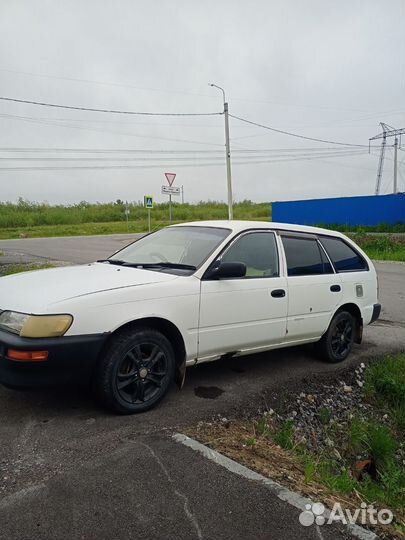 Toyota Corolla 2.2 AT, 2002, 400 000 км