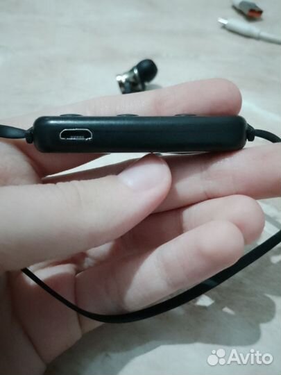 Беспроводные наушники