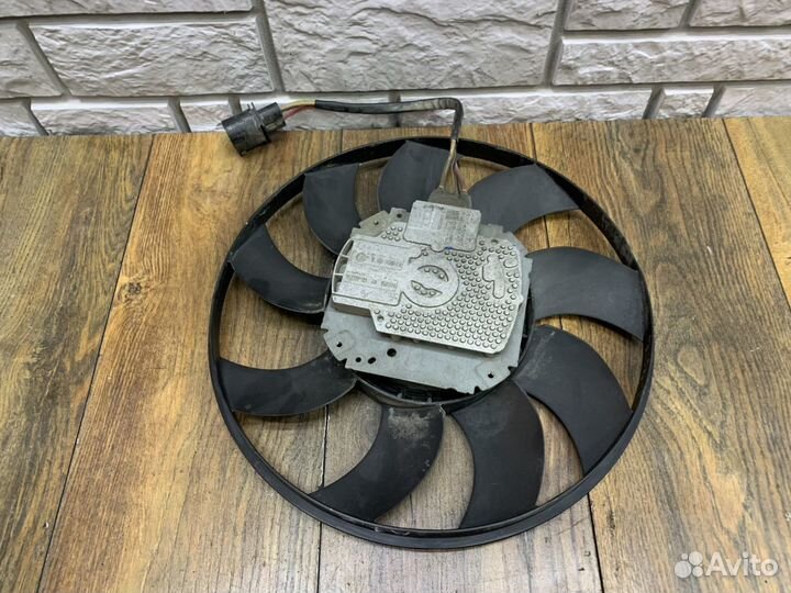 Audi A7 Sportback (4G8) Вентилятор радиата 3л cgwb