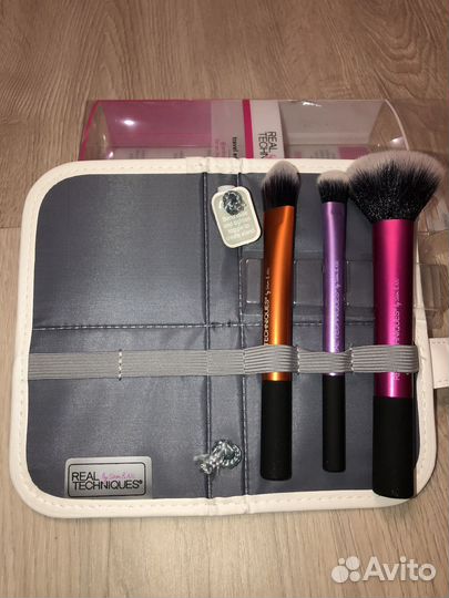 Кисти для макияжа новые