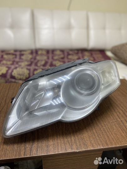 Фара левая Volkswagen Passat B6 галоген 05-10г