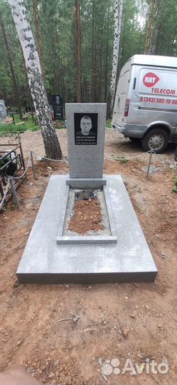 Памятник из сибирского гранита