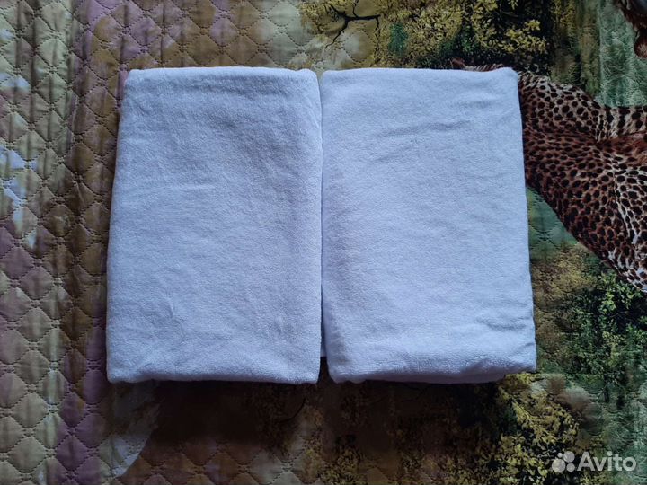 2 новых полотенца