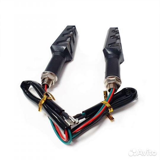 Поворотники универсальные светодиодные стрела