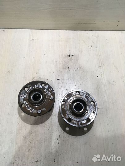 Ступица передняя для VW Passat Б6 1.8