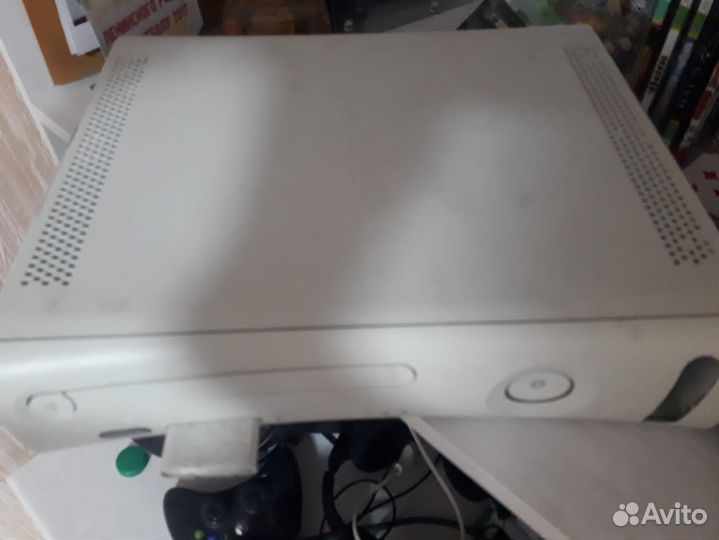 Xbox 360 Arcade прошит на lt 3.0 куча игр