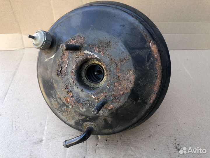 Вакуумный усилитель тормозов GM