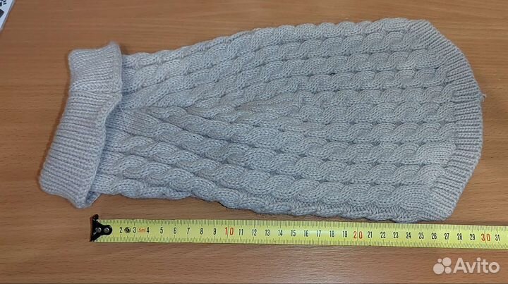 Свитер для маленькой собаки ошейник и игрушка