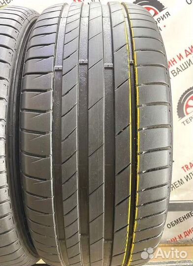 Kumho Ecsta PS71 215/50 R17 95R