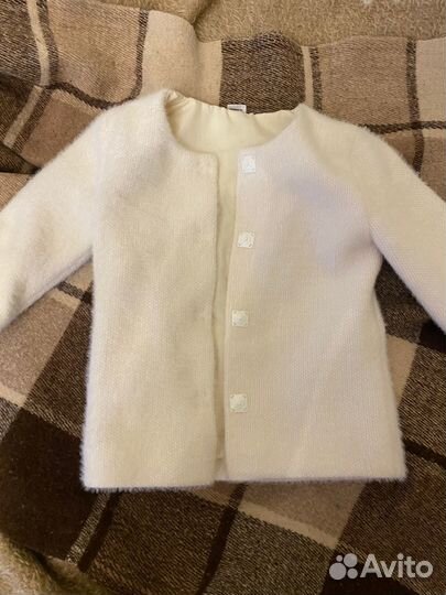 Кофточка нарядная для девочки