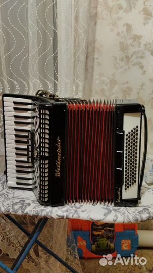Аккордеон weltmeister caprice 3/4