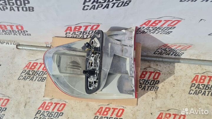 Фонарь правый BMW x5 e70