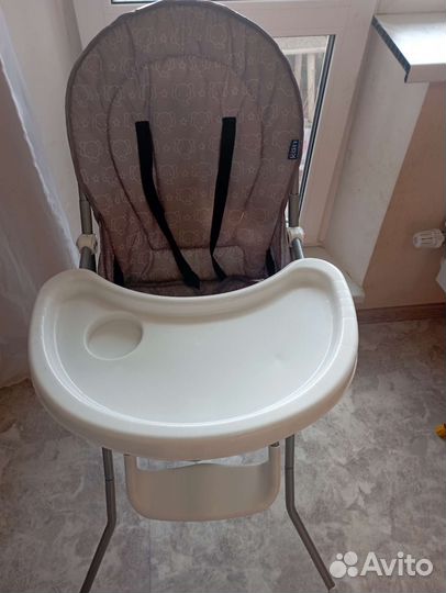 Стульчик для кормления kari kids