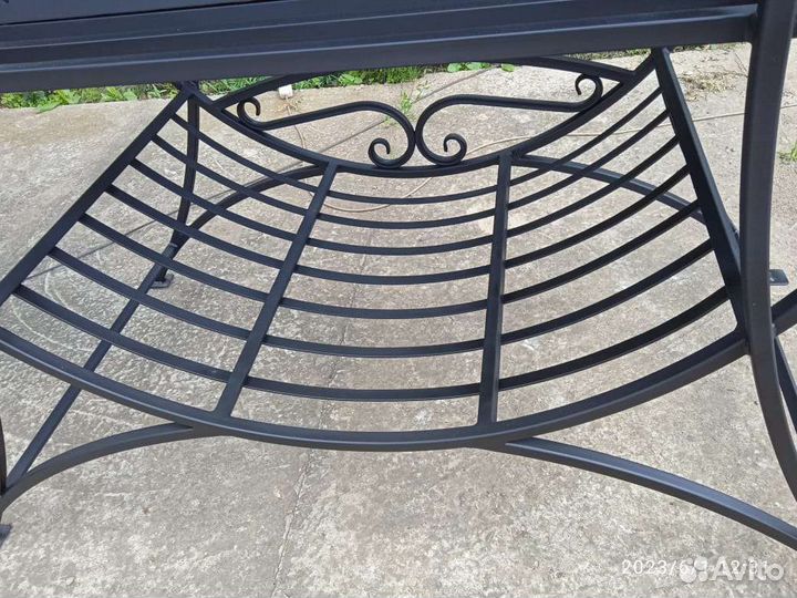 Мангал с крышей