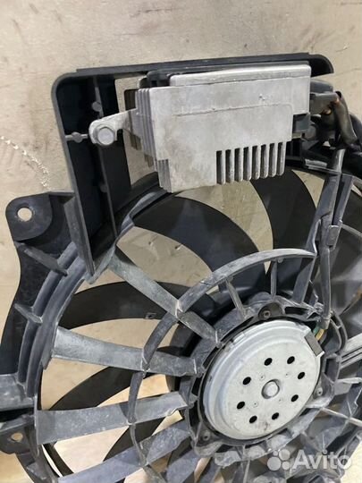 Вентилятор охлаждения радиатора Audi A6 4F5 BDW