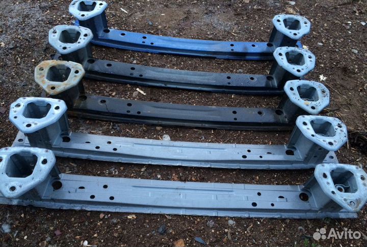 Усилитель заднего бампера subaru Forester Outback