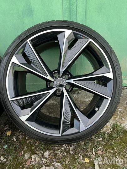 Лето Audi R22 285/30 RS7 RS 6 Q7 Q8
