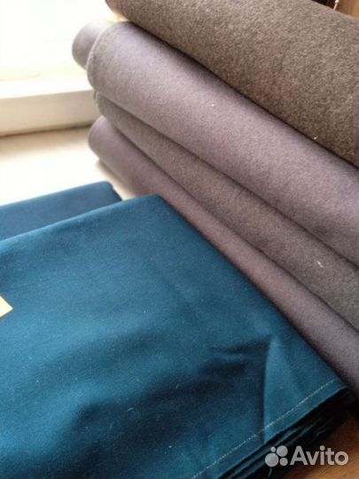 Отрезы шинельной и шерстяной ткани
