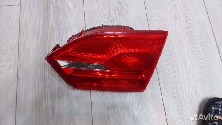 Фонарь задний правый Volkswagen Jetta 6