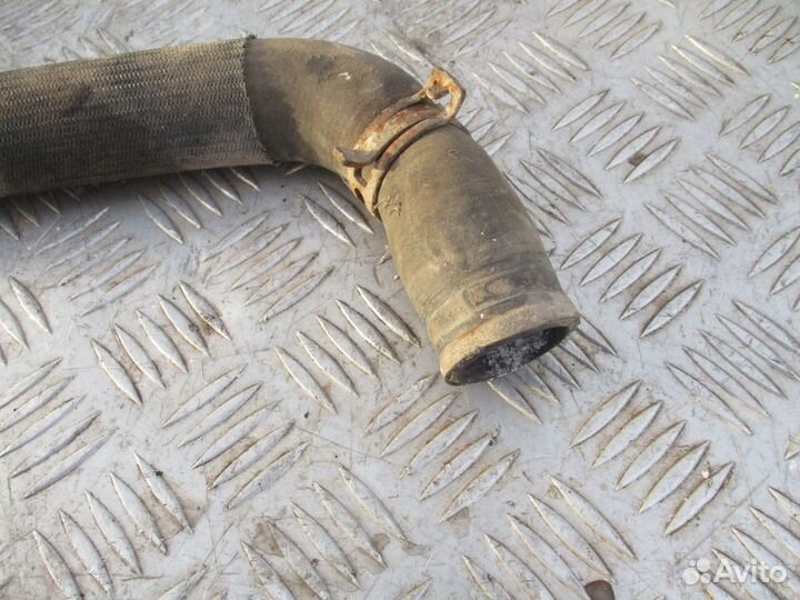 Патрубок радиатора нижний Renault Laguna 2 1.6