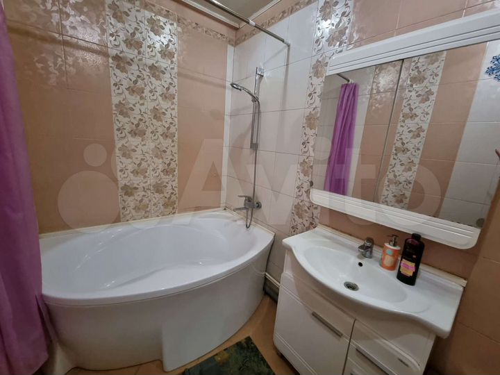 1-к. квартира, 58 м², 7/15 эт.