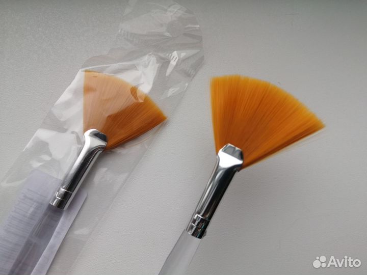 Косметические кисти для лица