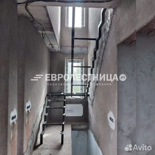 Лестница с пощадкой