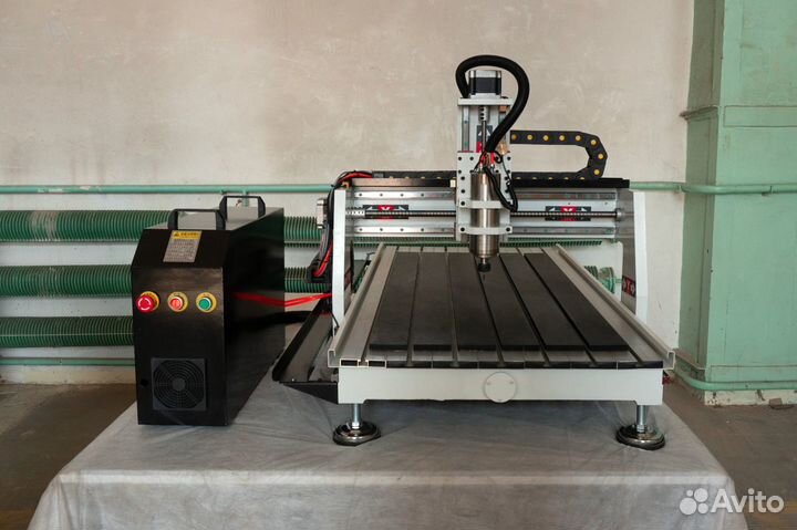 Фрезерно-гравировальный станок с чпу 6012