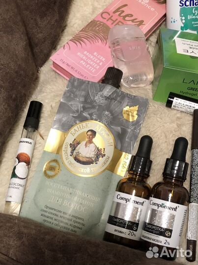Набор косметики пакетом