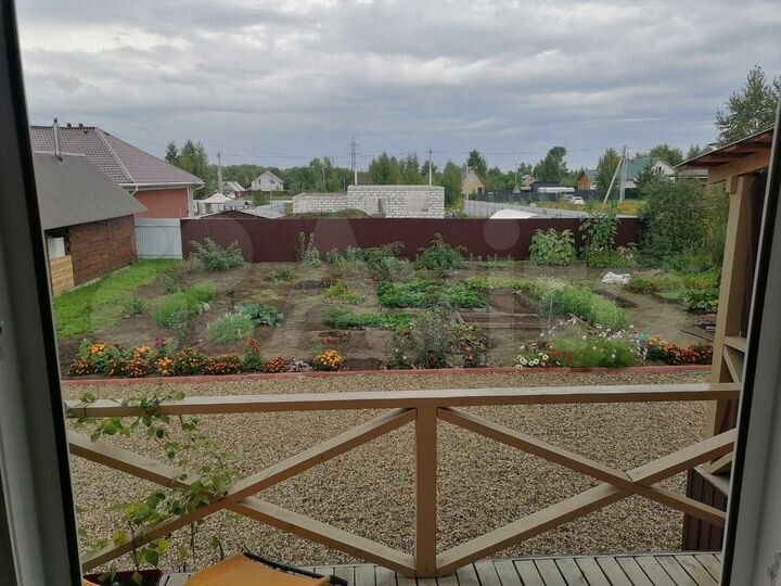 Дом 97,4 м² на участке 9,8 сот.