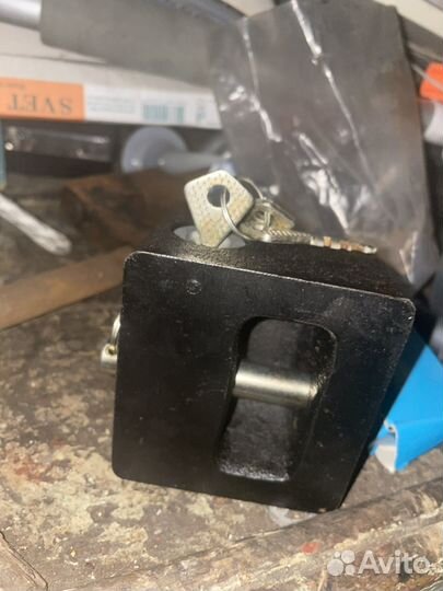 Замок гаражный