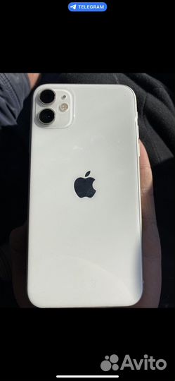 iPhone 11, 64 ГБ