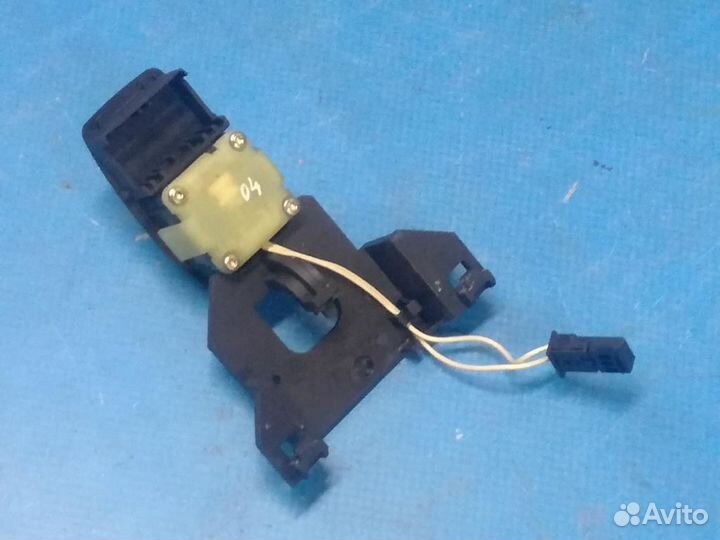 Переключатель подрулевой BMW 5-серия E60/E61