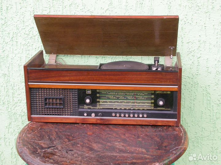 Ламповая радиола Урал-114, Люкс 2