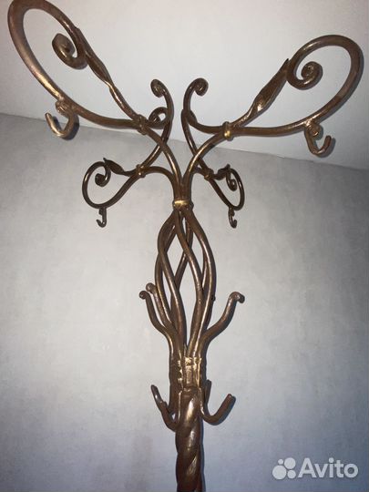 Вешалка напольная кованная