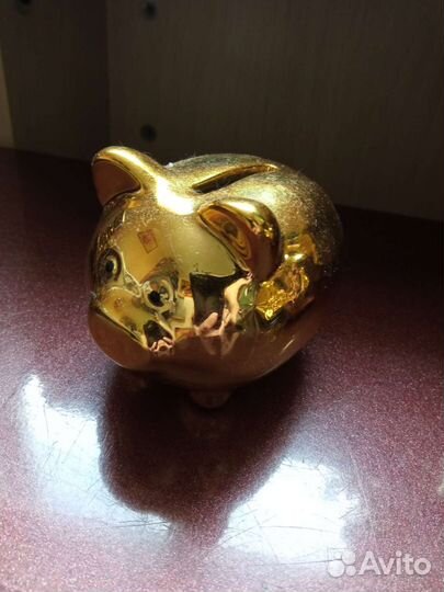 Золотые сувениры