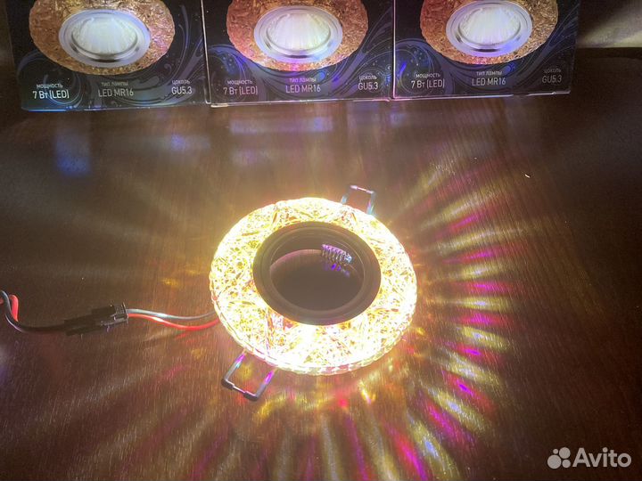 Встраиваемый светильник с LED подсветкой бел.фиол