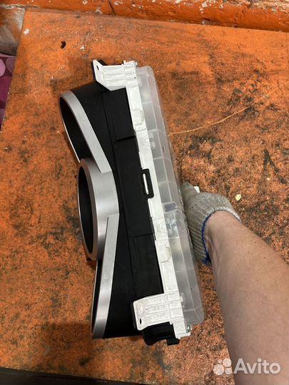 Панель приборов МКПП Mazda CX 7 2007-2012