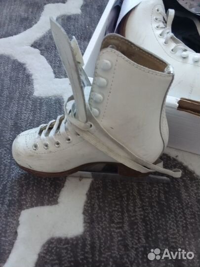 Коньки фигурные детские