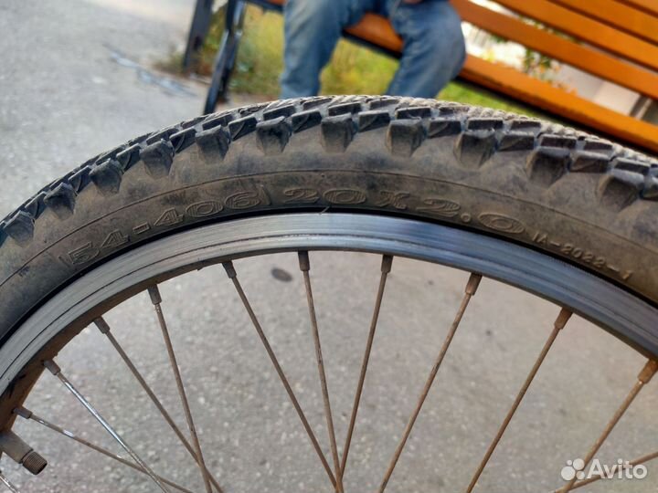 Велосипед Mongoose колеса 20 дюймов
